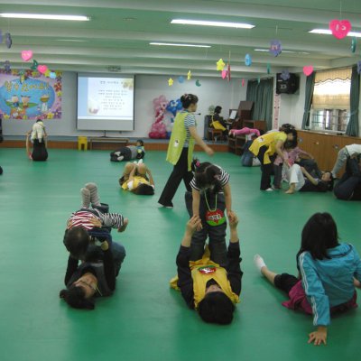 아기학교 5월 첫째주 사진 2