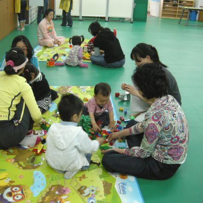 아기학교 5월 첫째주 사진 8