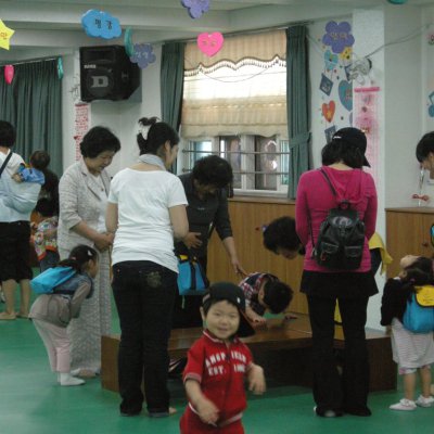 아기학교 5월 첫째주 사진 12
