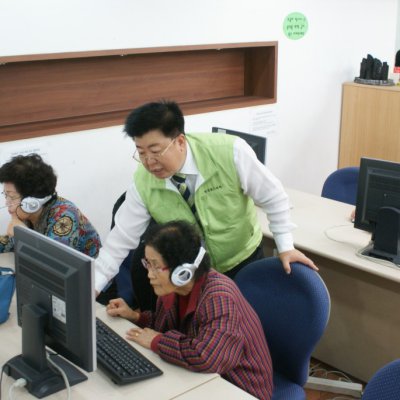 2009년 2학기 경로대학 활동 사진 18