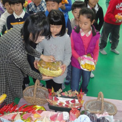 어린이부 추수감사예배 사진 3