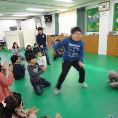 어린이부 아우맞이 예배 사진 32