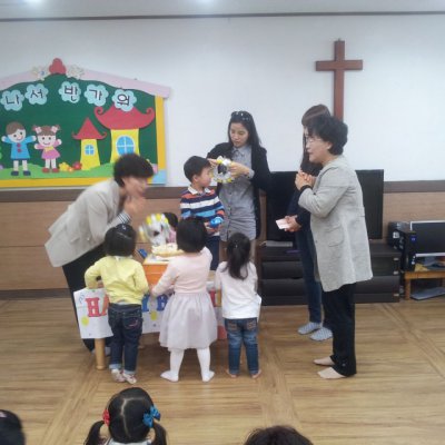 유아부 활동 (4월) 사진 9