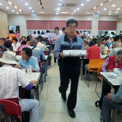 60주년 감사 식사대접 사진 5