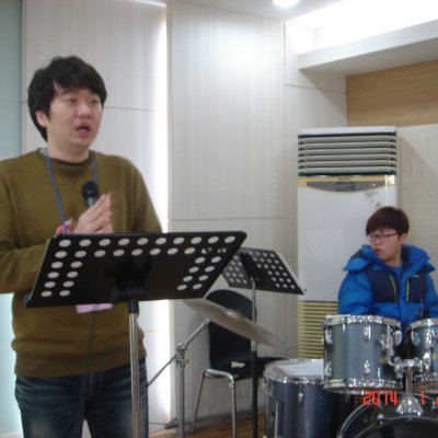 찬양으로 예배를 드려요 사진 2