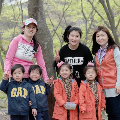 아기학교 딸기따기 체험 사진 4