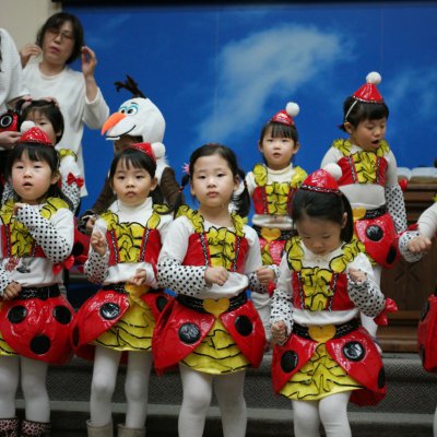 2015 교회학교 성탄축하발표회 사진 49