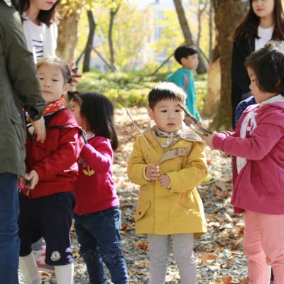 유아부 야외예배 사진 30