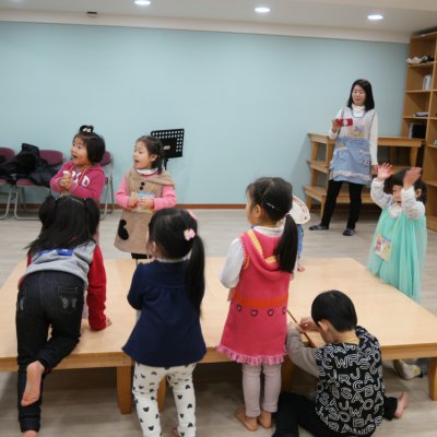 2017년 유치부 겨울성경학교 사진 36
