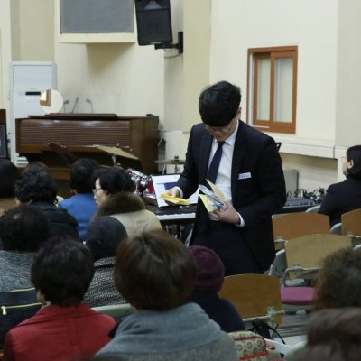 옛 성전에서의 마지막 예배 사진 7