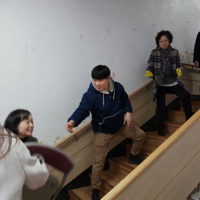 옛 성전에서의 마지막 예배 사진 45