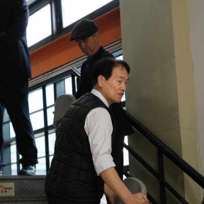 옛 성전에서의 마지막 예배 사진 75