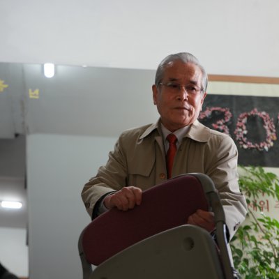 옛 성전에서의 마지막 예배 사진 76